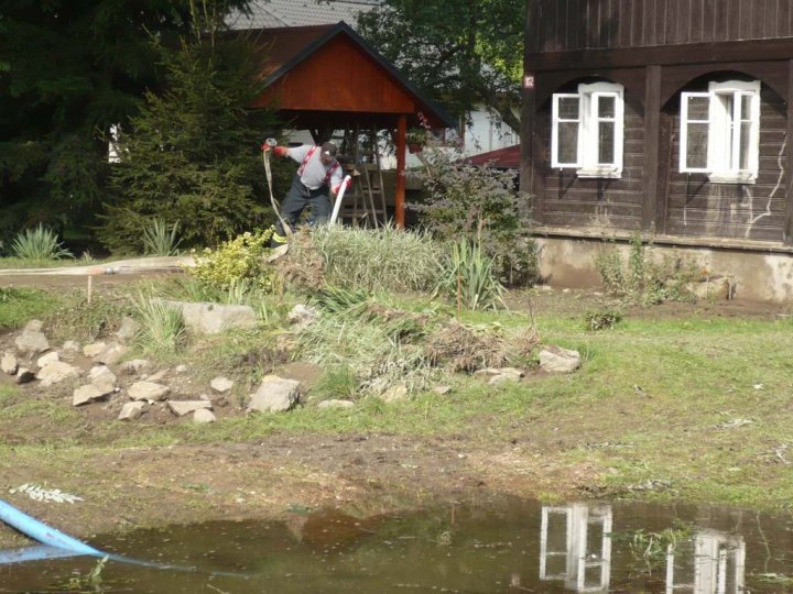 bily_kostel_2010_135