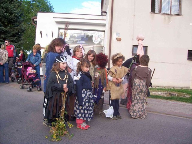 1180221672_carodky2007_5