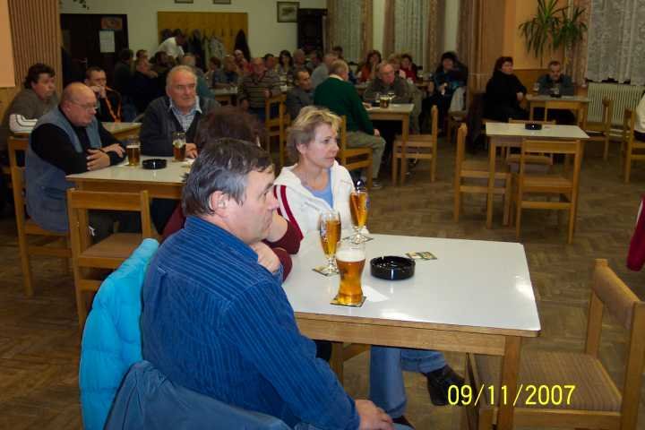 1194967894_verejna_schuze-2
